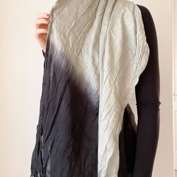 Express Ombre Fringe Scarf Black Gray Crinkled Y2K Vintage 2000s - Picture 2 of 7